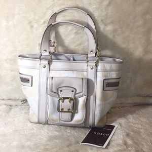 Authentic Coach white and cream hand bag #7551
